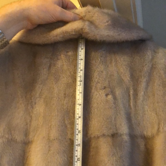 AUTHENTIC MINK FUR COAT 🧥 - Picture 8 of 9